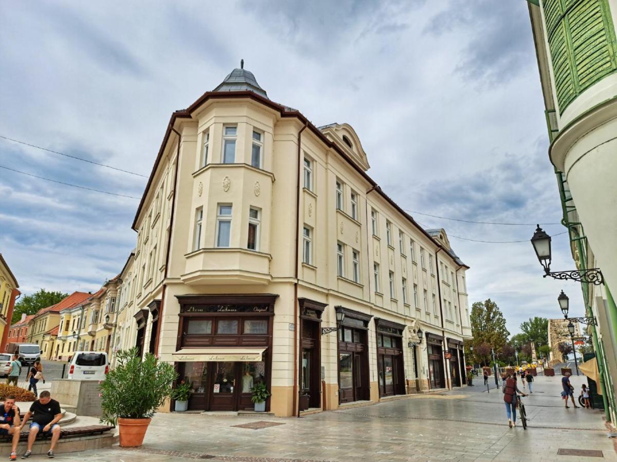 Hotel Domus Collis Győr Eksteriør bilde