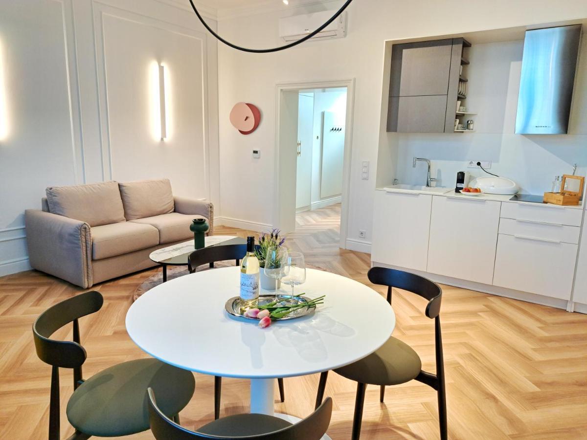 Hotel Domus Collis Győr Eksteriør bilde