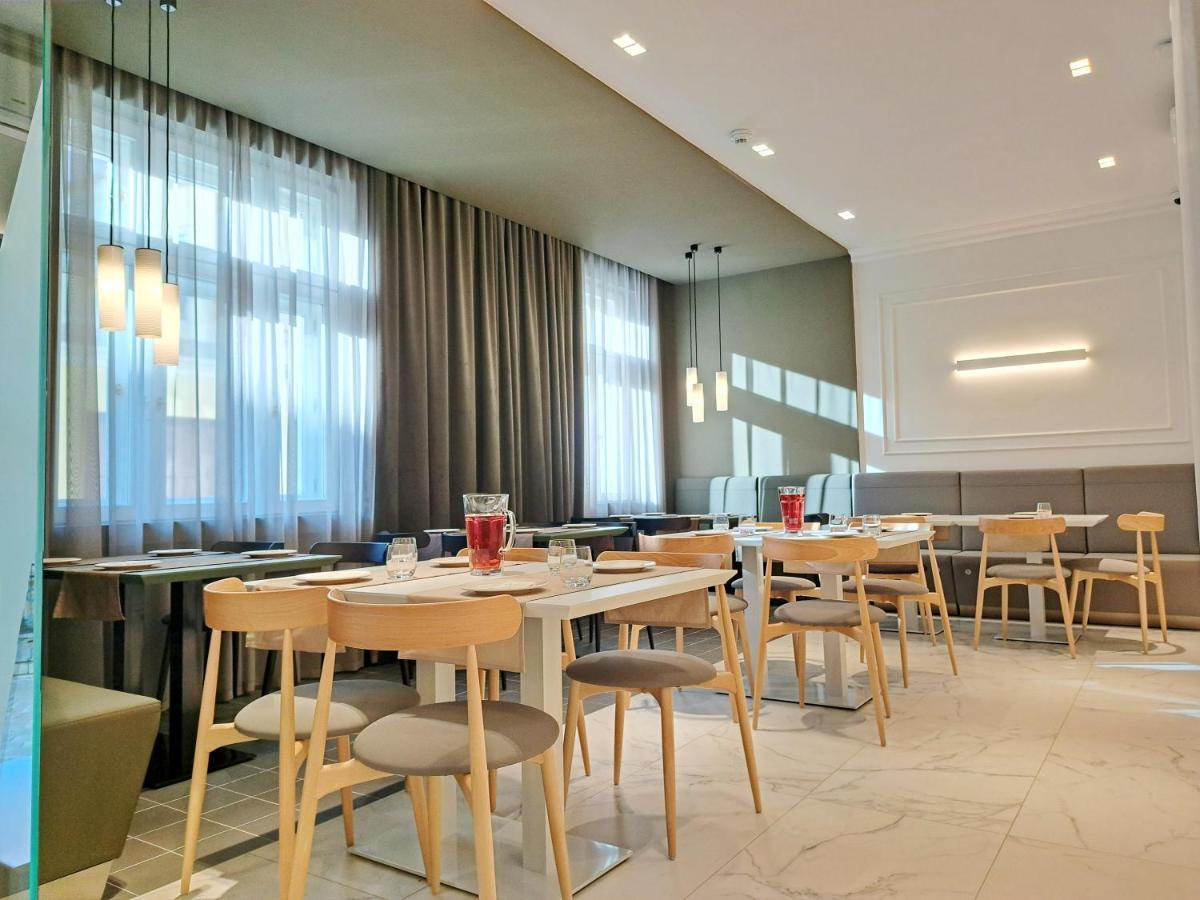 Hotel Domus Collis Győr Eksteriør bilde